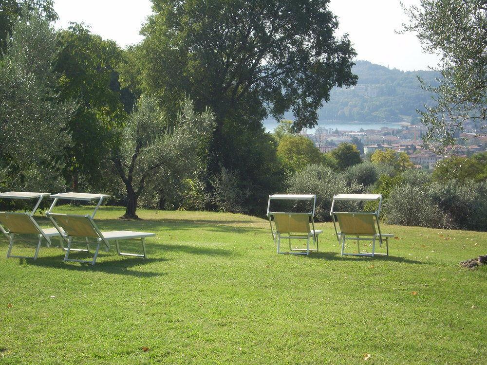 B&B Renzano Bedrooms Salo Exterior photo